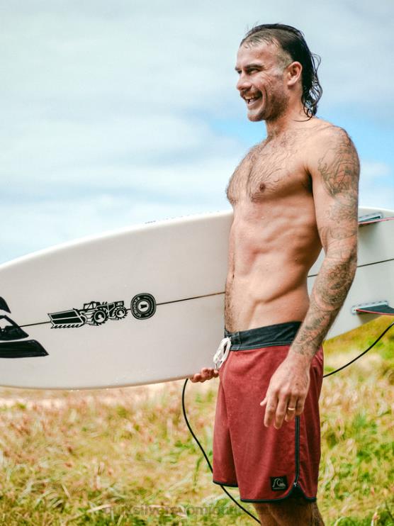 Quiksilver D6JJ93 miehet marsala alkuperäiset kampasimpukka 18 boardshortsit