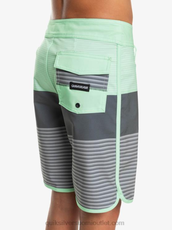 Quiksilver D6JJ2267 pojat rautaportti 8-16 surfsilk tijuana yth 17 boardshort